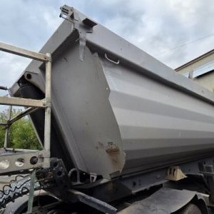foto 42t/29m3 Kipp-auflieger wanne dumper MEILLER KISA3 hardox Segel