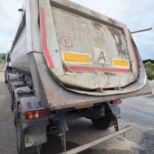 foto 42t/29m3 Kipp-auflieger wanne dumper MEILLER KISA3 hardox Segel